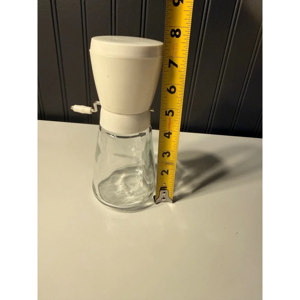 Vintage Manual Nut Chopper Hand Crank Glass Jar Cream Plastic Top Kitchen Tool